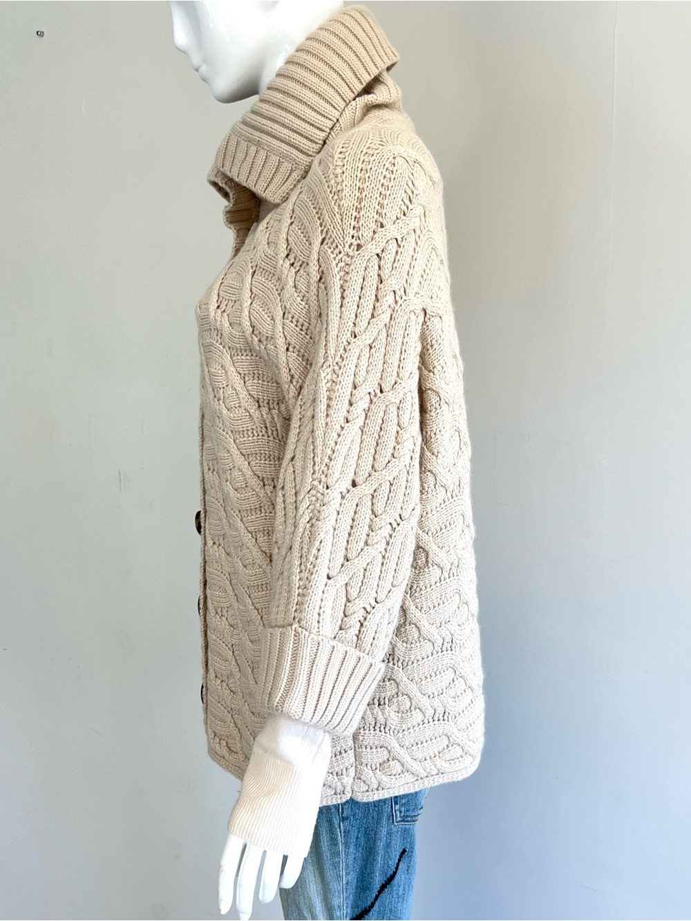 NWT ANN TAYLOR Beige Chunky Cable-knit Button Cardigan 3/4” Sleeves Sz L - Picture 5 of 12